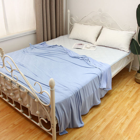 Breathable Cooling Blanket with Washable Cover for Hot Sleepers